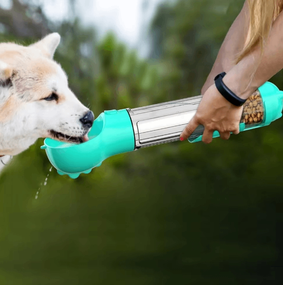 3-in-1 Travel Water Bottle & Food Dispenser, detail view