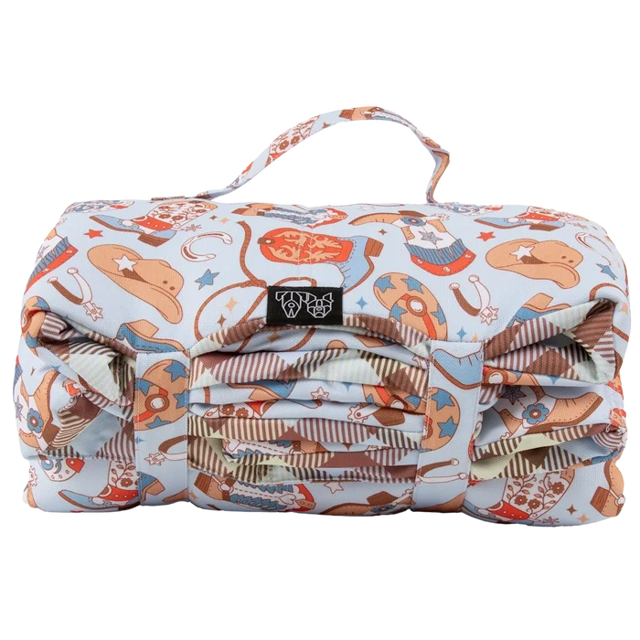 Big & Little Dogs Rodeo King On the Go Pet Mat