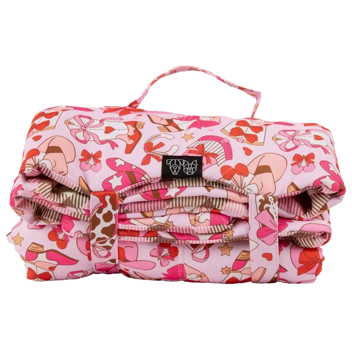 Big & Little Dogs Rodeo Queen On the Go Pet Mat