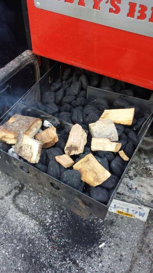 Charcoal Snake Maze - Humphreys BBQ