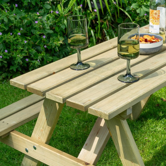 Traditional Picnic Table 1.2m