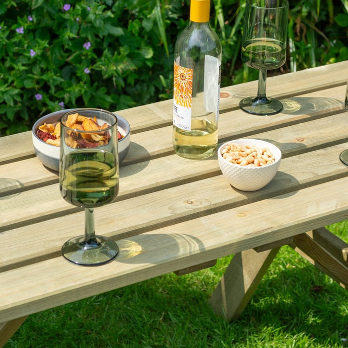 Traditional Picnic Table 1.2m